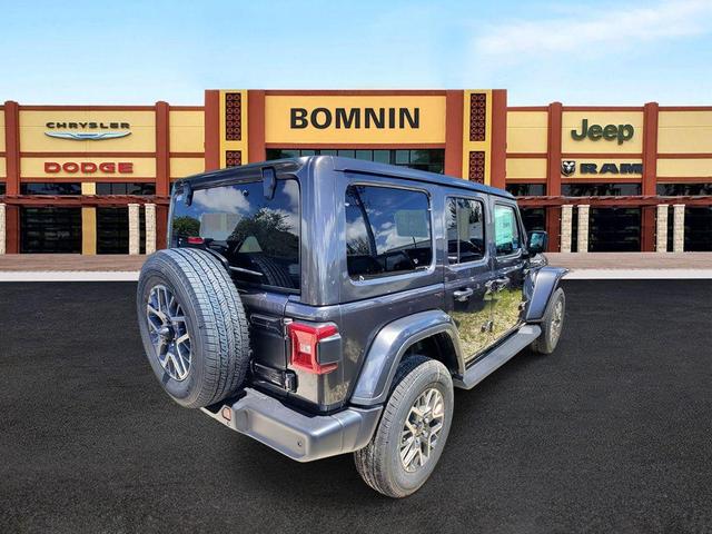Photo of 2025 Granite Crystal Clearcoat Metallic Jeep Wrangler