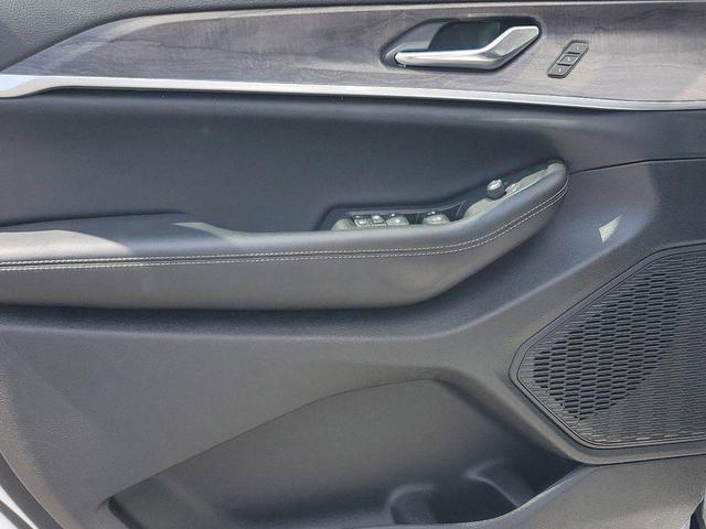 Photo of 2025 Diamond Black Jeep Grand Cherokee