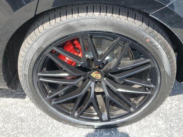Photo of 2023 Black Porsche Macan