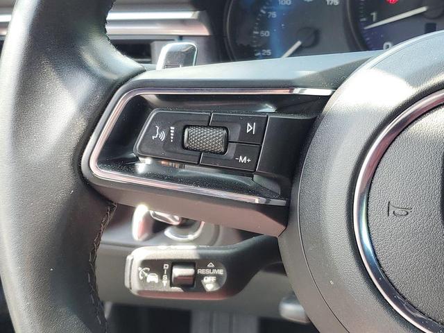 Photo of 2023 Black Porsche Macan