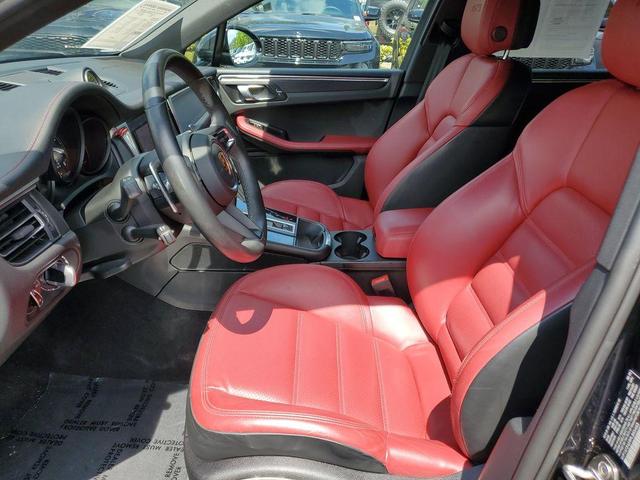 Photo of 2023 Black Porsche Macan