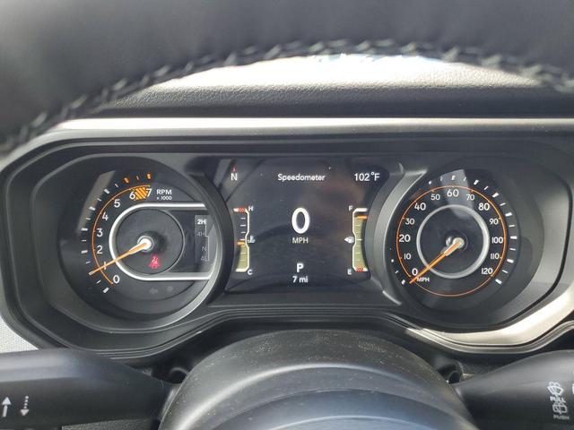 Photo of 2025 Hydro Blue Pearl Jeep Wrangler