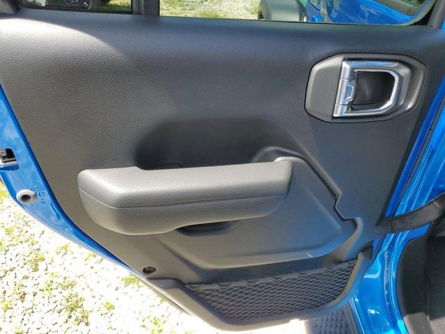 Photo of 2025 Hydro Blue Pearl Jeep Wrangler