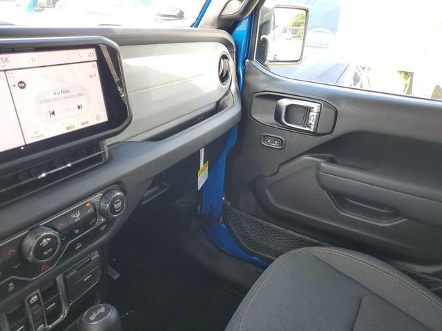 Photo of 2025 Hydro Blue Pearl Jeep Wrangler