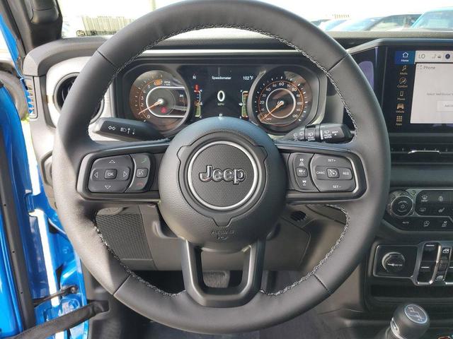 Photo of 2025 Hydro Blue Pearl Jeep Wrangler