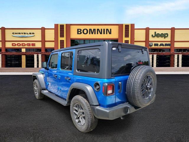Photo of 2025 Hydro Blue Pearl Jeep Wrangler