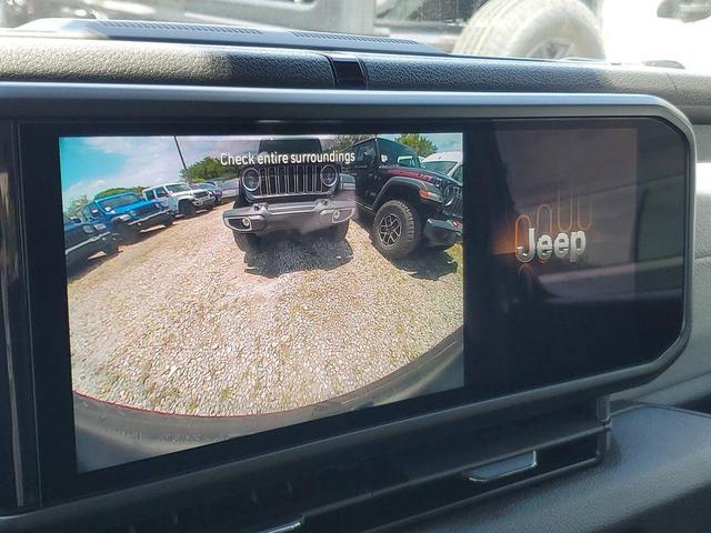 Photo of 2025 Anvil Clearcoat Jeep Wrangler
