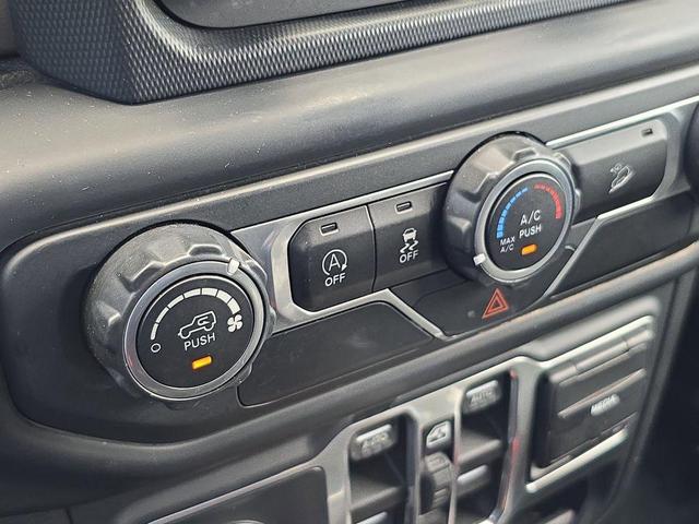 Photo of 2018 Ocean Blue Metallic Jeep Wrangler Unlimited