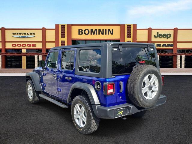 Photo of 2018 Ocean Blue Metallic Jeep Wrangler Unlimited