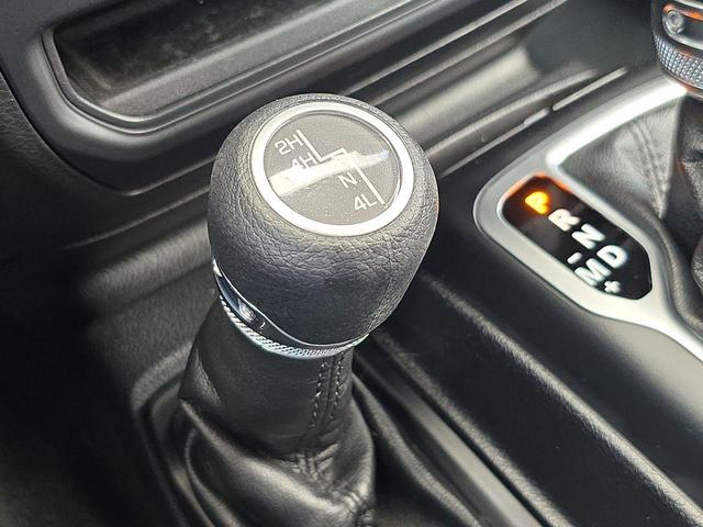 Photo of 2018 Ocean Blue Metallic Jeep Wrangler Unlimited