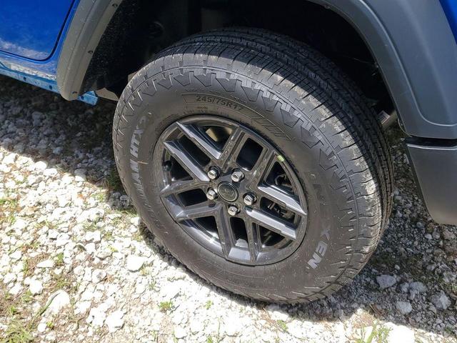 Photo of 2025 Hydro Blue Pearl Jeep Wrangler