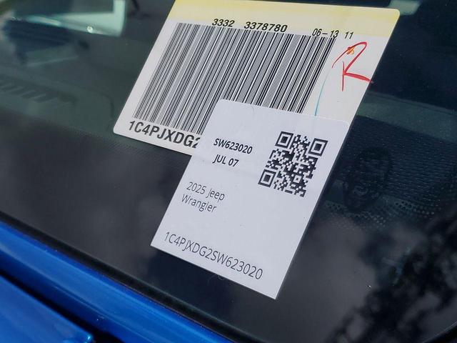 Photo of 2025 Hydro Blue Pearl Jeep Wrangler