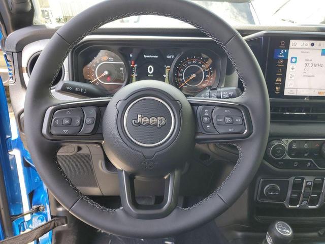 Photo of 2025 Hydro Blue Pearl Jeep Wrangler