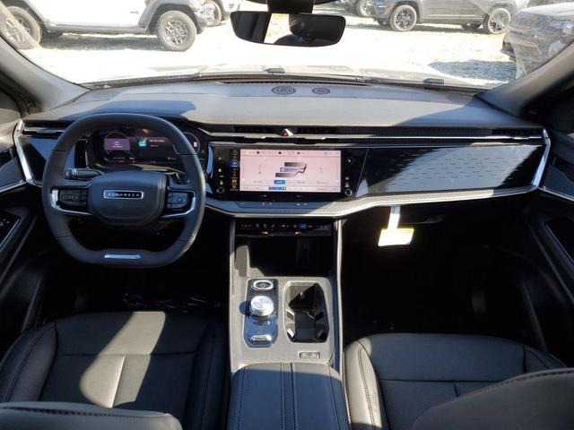 Photo of 2025 Diamond Black Jeep Wagoneer S