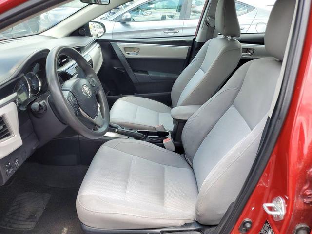 Photo of 2016 Barcelona Red Metallic Toyota Corolla