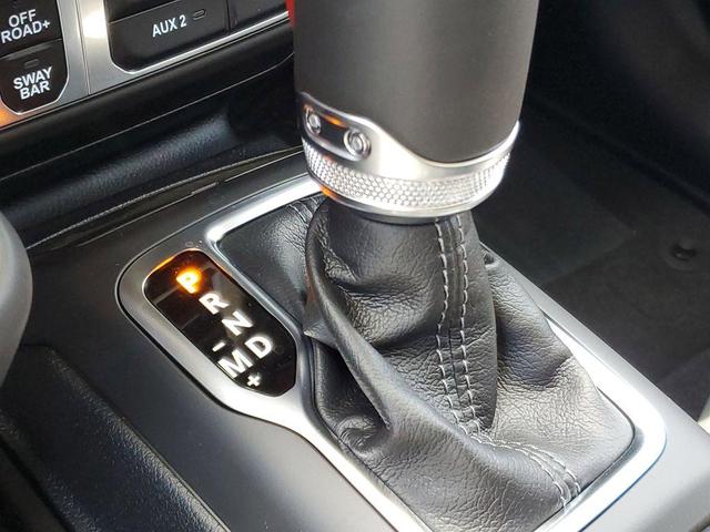 Photo of 2025 Granite Crystal Clearcoat Metallic Jeep Wrangler