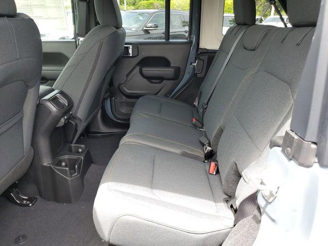 Photo of 2025 Anvil Clearcoat Jeep Wrangler