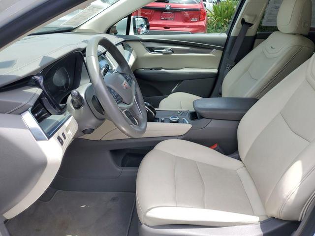 Photo of 2022 Crystal White Tri-Coat Cadillac XT5