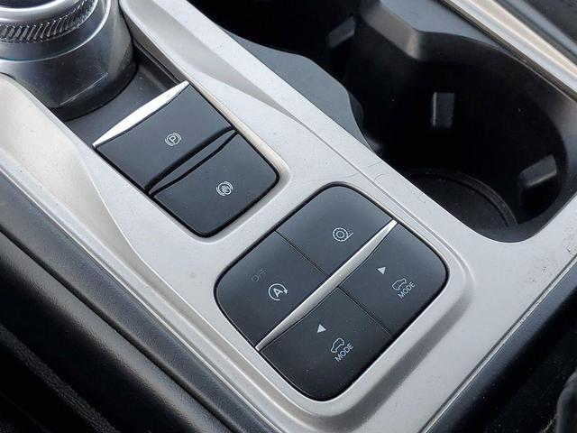 Photo of 2021 Black Metallic Ford Explorer