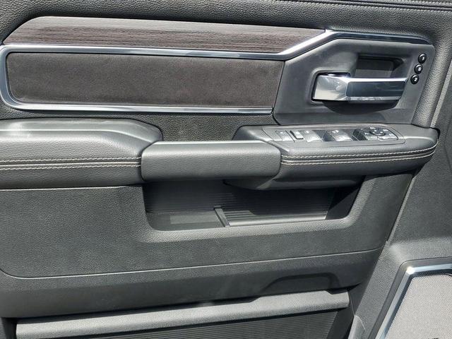 Photo of 2025 Bright White Clearcoat RAM 2500