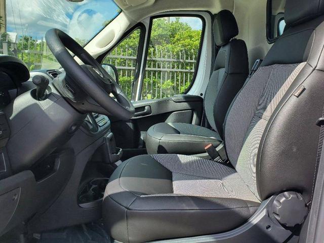 Photo of 2025 Bright White Clearcoat RAM ProMaster 2500