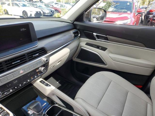 Photo of 2022 Dark Moss Kia Telluride