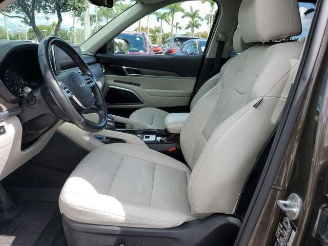 Photo of 2022 Dark Moss Kia Telluride