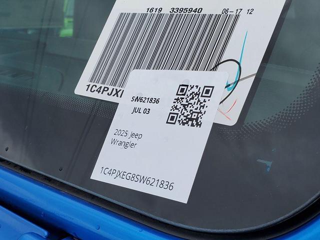 Photo of 2025 Hydro Blue Pearl Jeep Wrangler