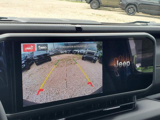 Photo of 2025 Hydro Blue Pearl Jeep Wrangler