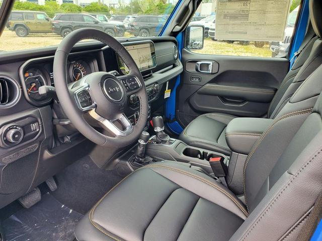 Photo of 2025 Hydro Blue Pearl Jeep Wrangler