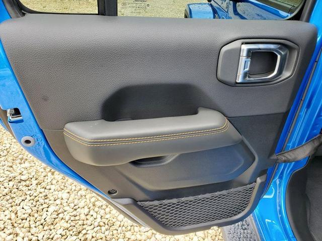 Photo of 2025 Hydro Blue Pearl Jeep Wrangler