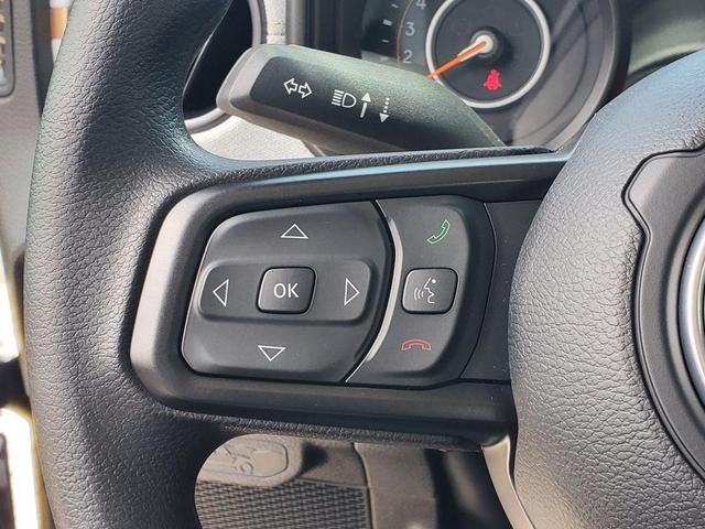 Photo of 2025 Black Clearcoat Jeep Wrangler