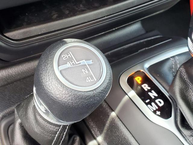 Photo of 2025 Black Clearcoat Jeep Wrangler