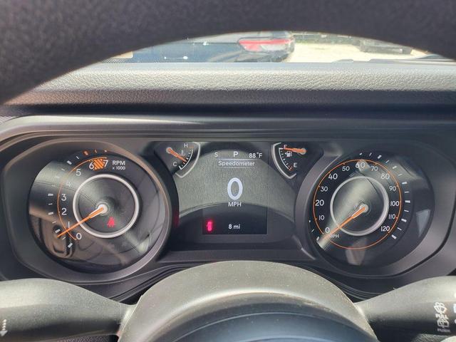 Photo of 2025 Black Clearcoat Jeep Wrangler