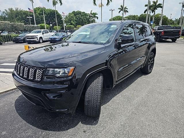 2020 Jeep Grand Cherokee