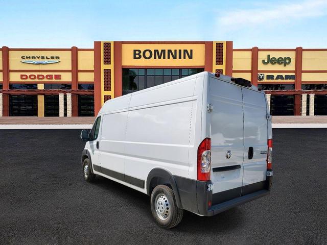 Photo of 2025 Bright White Clearcoat RAM ProMaster 1500