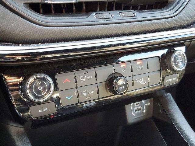 Photo of 2023 Laser Blue Jeep Compass