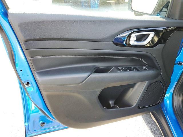 Photo of 2023 Laser Blue Jeep Compass
