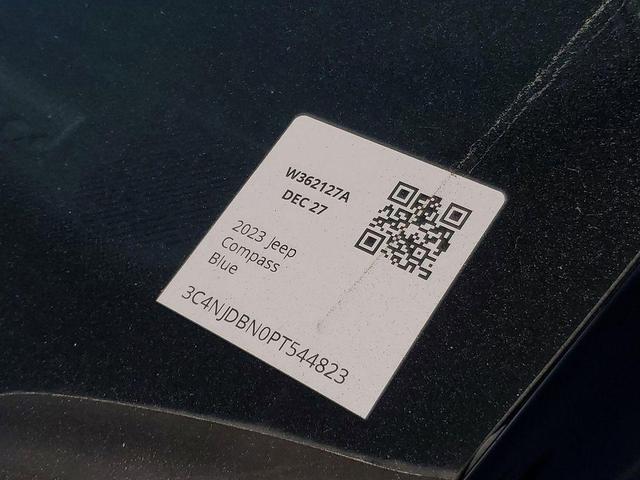 Photo of 2023 Laser Blue Jeep Compass