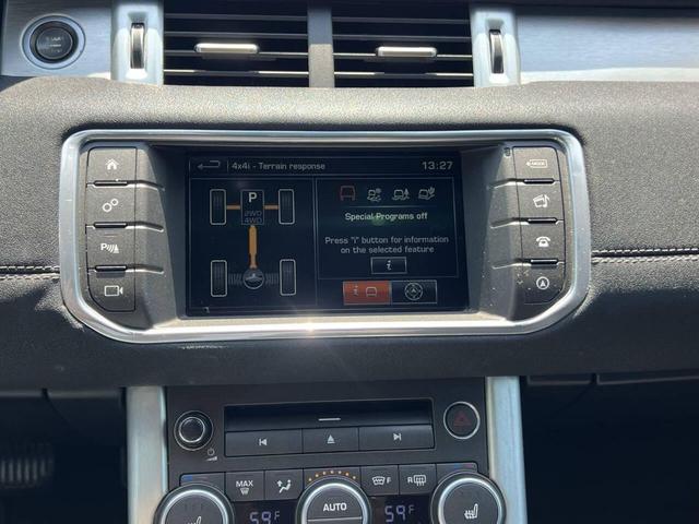 Photo of 2016 White Land Rover Range Rover Evoque