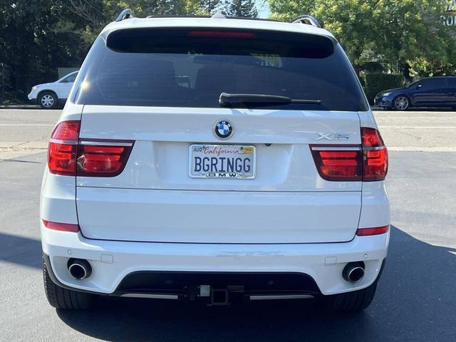 Photo of 2011 Alpine White BMW X5