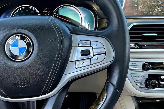 Photo of 2018 Black Sapphire Metallic BMW 750