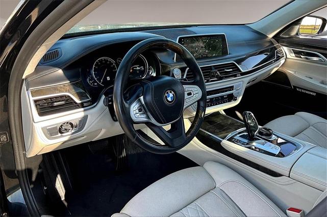 Photo of 2018 Black Sapphire Metallic BMW 750