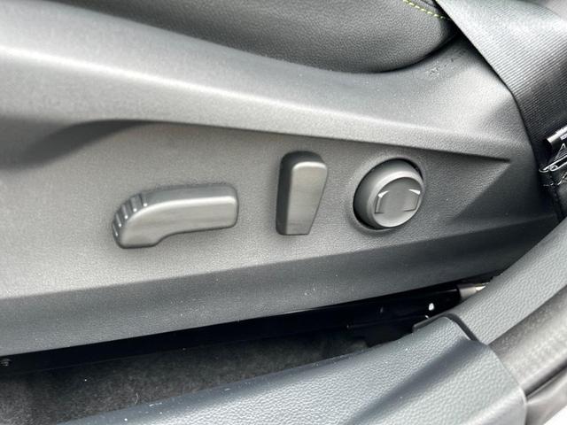 Photo of 2025 Ice Silver Metallic Subaru Outback