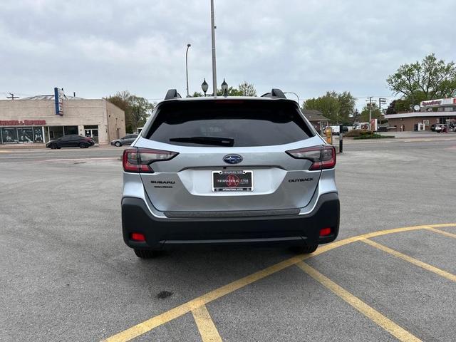 Photo of 2025 Ice Silver Metallic Subaru Outback