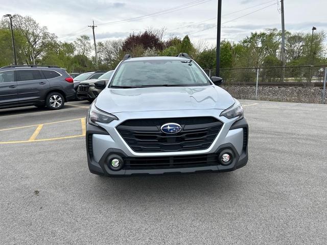 Photo of 2025 Ice Silver Metallic Subaru Outback