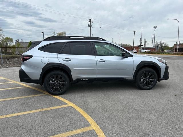 Photo of 2025 Ice Silver Metallic Subaru Outback
