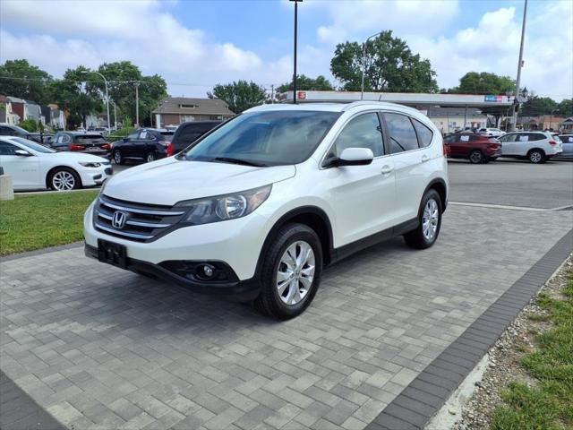 Photo of 2014 White Diamond Pearl Honda CR-V