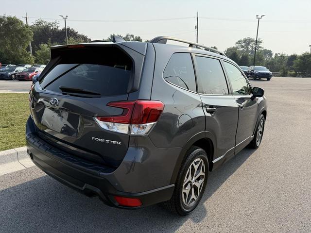 Photo of 2020 Magnetite Gray Metallic Subaru Forester