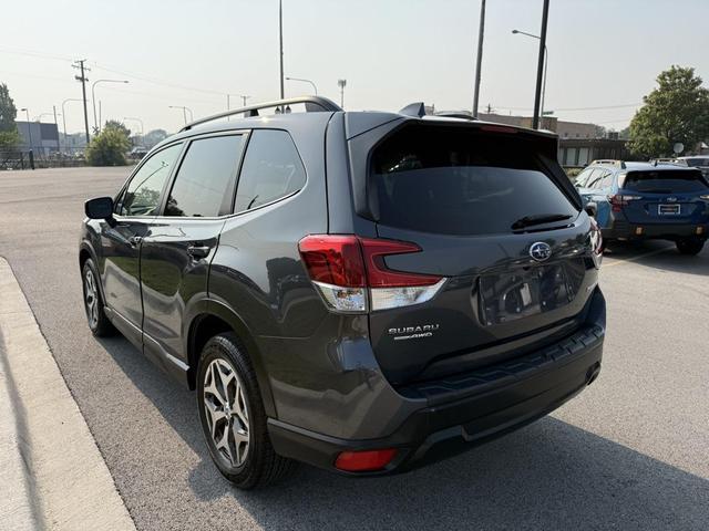Photo of 2020 Magnetite Gray Metallic Subaru Forester